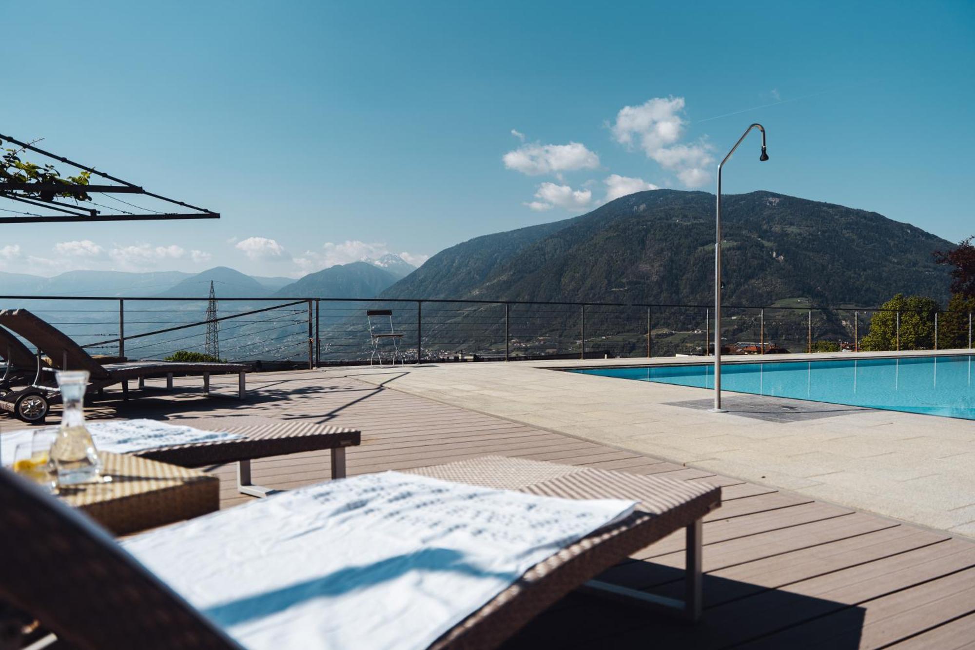 Appartement-Hotel Beatenhof Тироло Экстерьер фото
