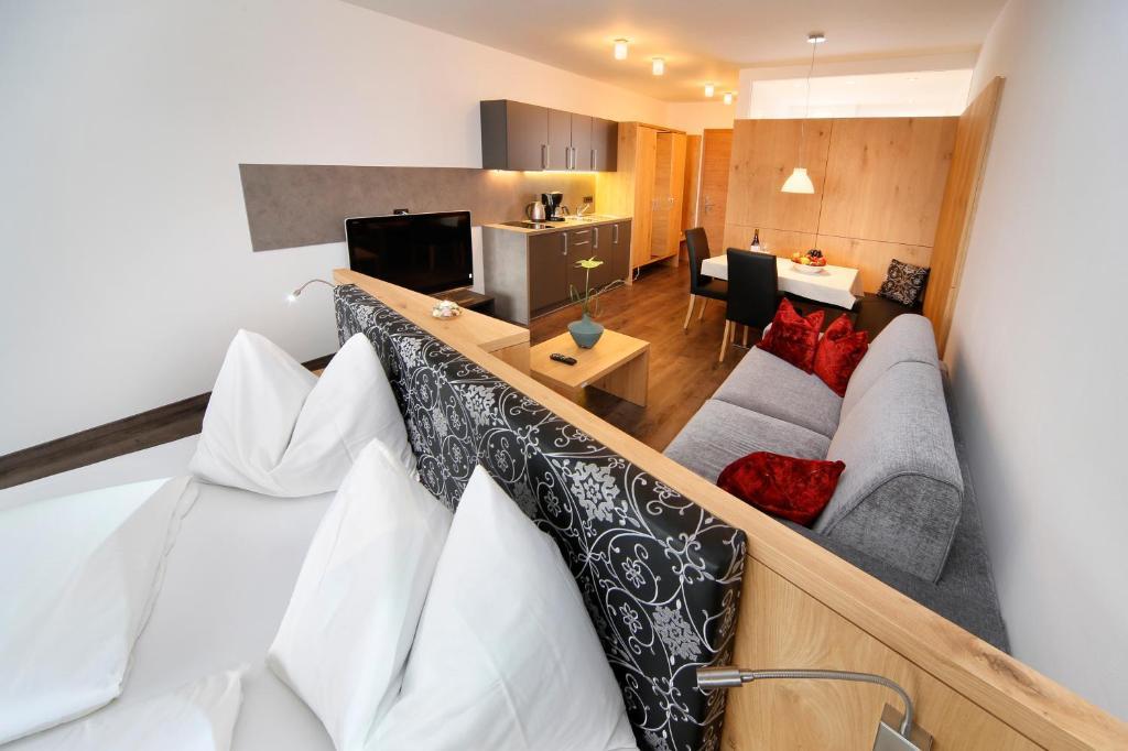 Appartement-Hotel Beatenhof Тироло Номер фото