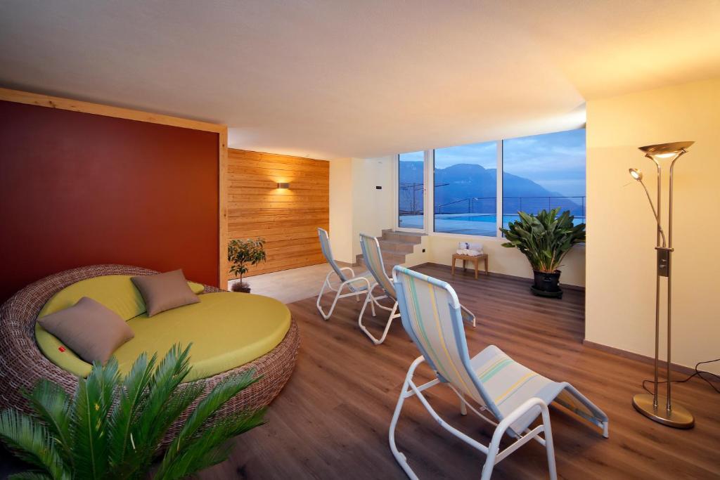 Appartement-Hotel Beatenhof Тироло Экстерьер фото