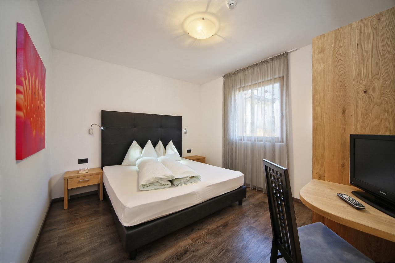 Appartement-Hotel Beatenhof Тироло Экстерьер фото